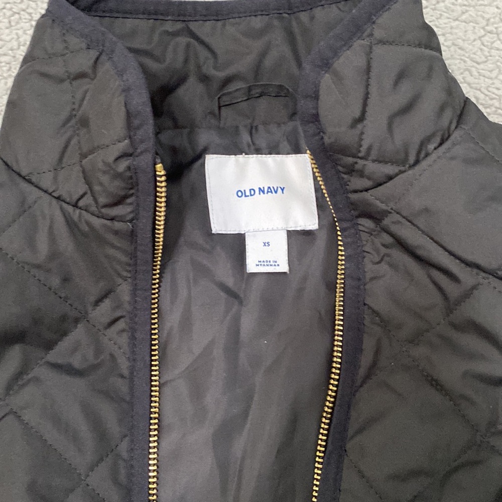 Vest - Picture 2 of 2